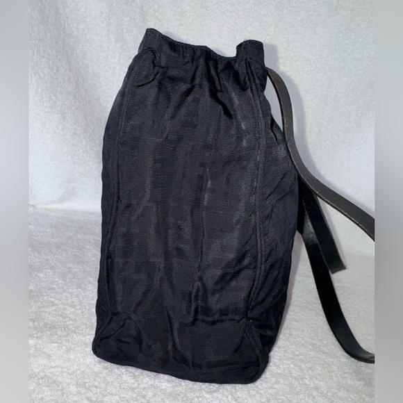 Fendi Vintage Zucca Canvas Black Tote Bag… - Picture 4 of 16